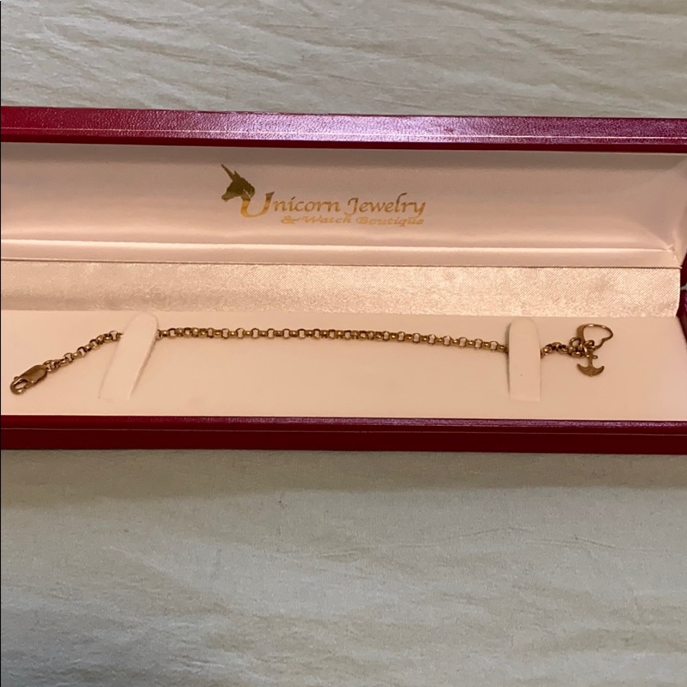 Anchor and heart gold bracelet